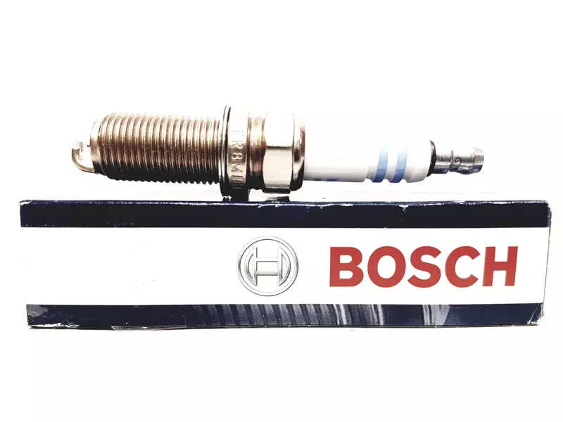 0 242 230 533 - Bosch Świece Zapłonowe Nissan Primera P12 2.0 • Motostacja.pl